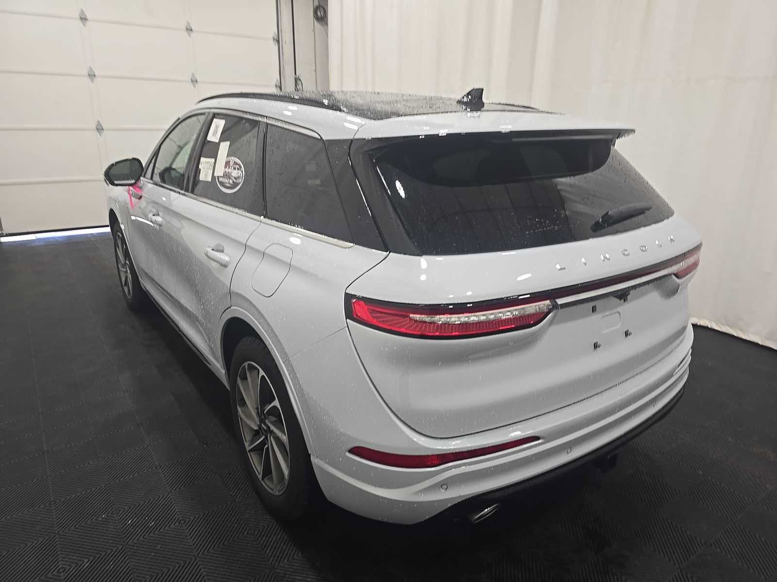 Used 2025 Lincoln Corsair Grand Touring w/ Equipment Group 301A AWD/4WD image 5
