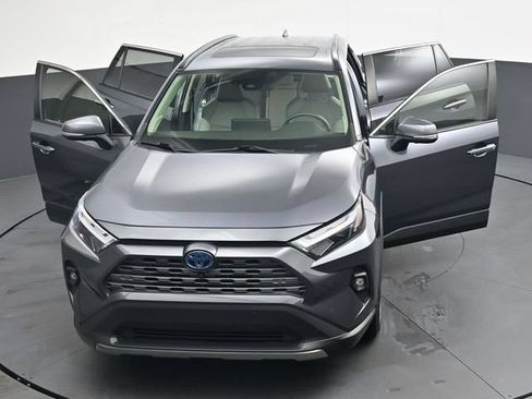 Used 2022 Toyota RAV4 Limited AWD/4WD image 38
