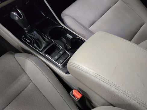 Used 2017 Hyundai Tucson Sport w/ Cargo Package image 26