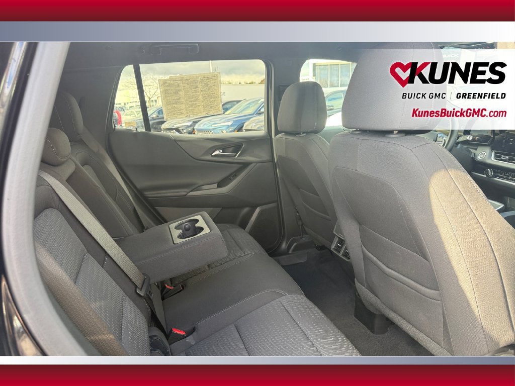 Used 2025 Chevrolet Equinox LT FWD image 36