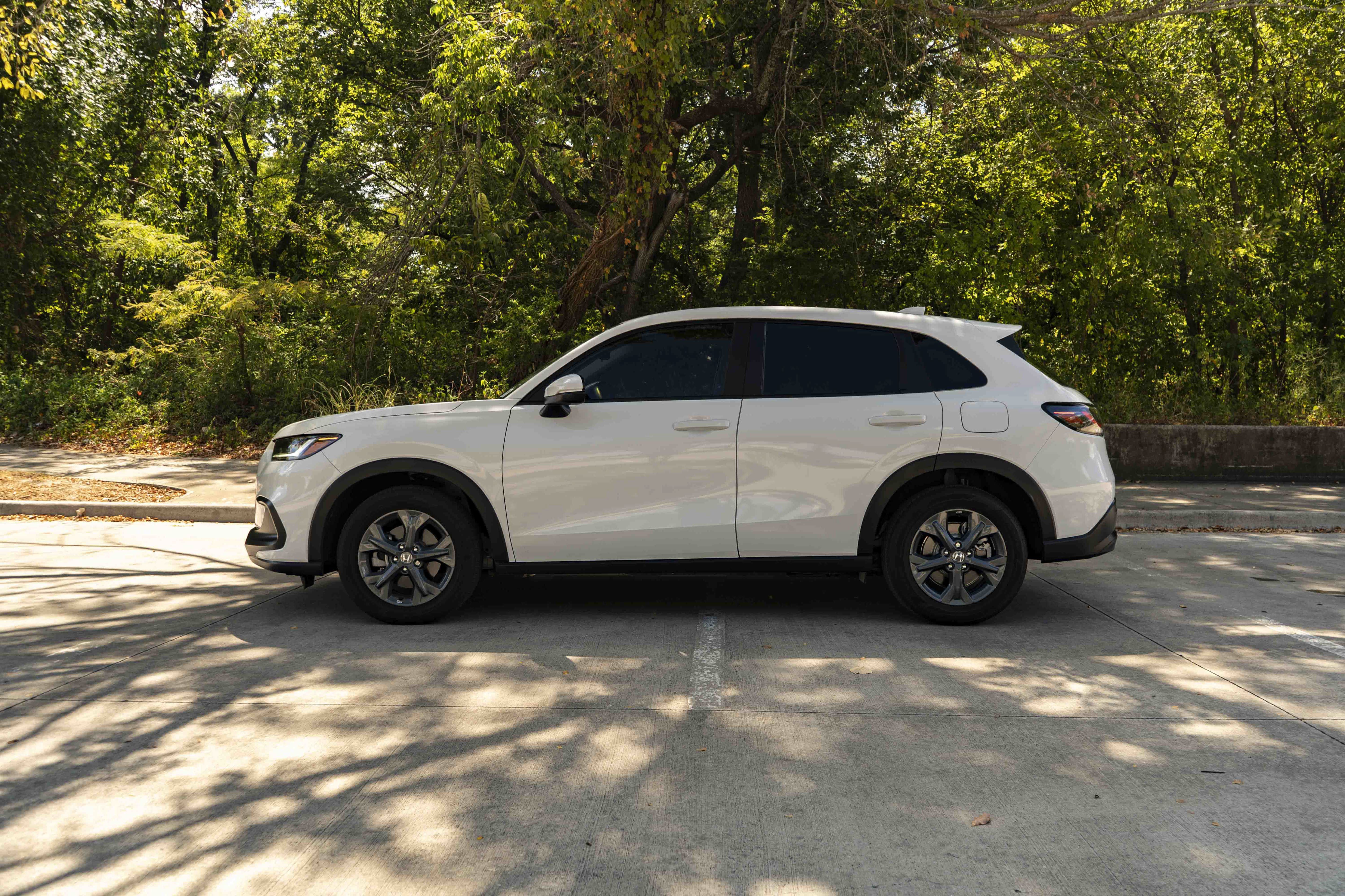Used 2027 Honda HR-V LX image 6