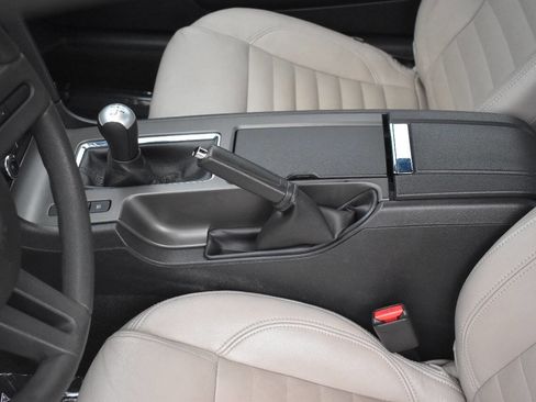 Used 2012 Ford Mustang GT w/ Brembo Brake Pkg image 19