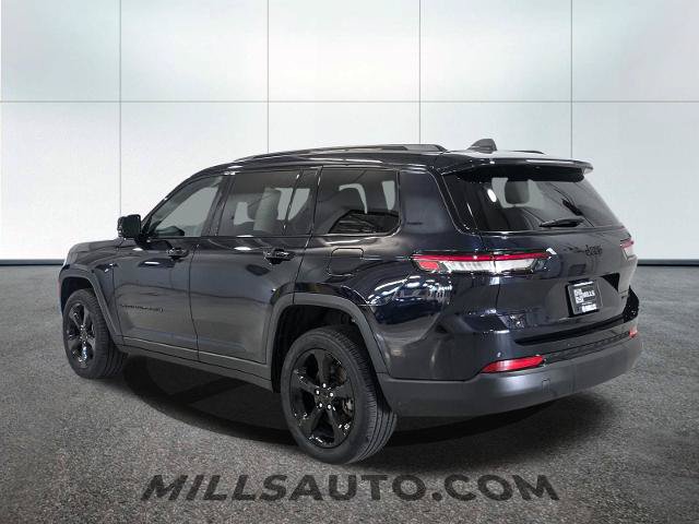 Used 2024 Jeep Grand Cherokee L Limited w/ Black Appearance Package AWD/4WD image 4
