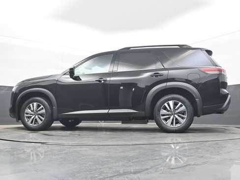 New 2026 Nissan Pathfinder SL FWD image 28
