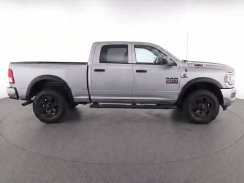 Used 2017 RAM 2500 Tradesman w/ Chrome Appearance Group AWD/4WD image 8