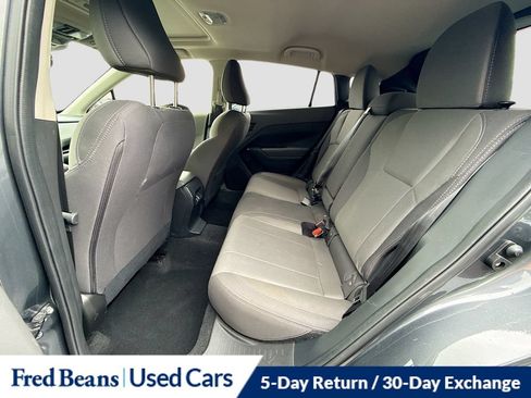 Used 2025 Subaru Crosstrek 2.5i Premium AWD/4WD image 32
