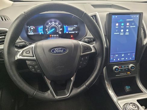 Used 2024 Ford Edge Titanium image 22