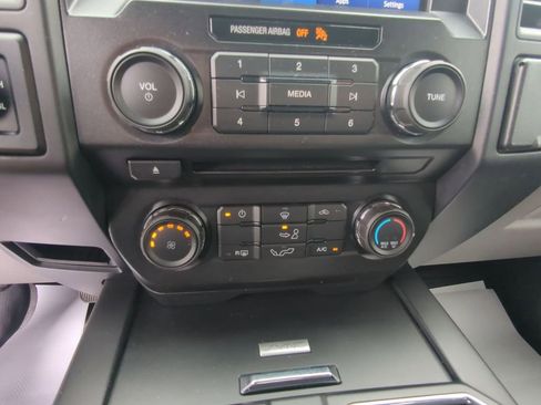 Used 2018 Ford F150 XL w/ Equipment Group 101A Mid AWD/4WD image 20