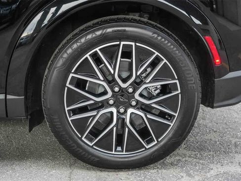 Used 2025 Ford Mustang Mach-E Premium image 10