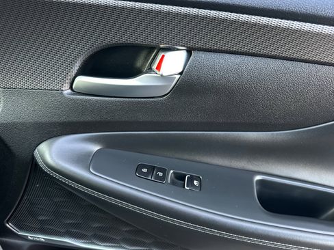 Used 2020 Hyundai Santa Fe SEL w/ Convenience + Premium Package image 22