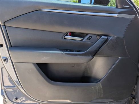 Certified 2025 MAZDA CX-50 AWD 2.5 S w/ Premium Package image 10