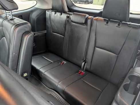 Used 2023 Toyota Highlander Limited image 21