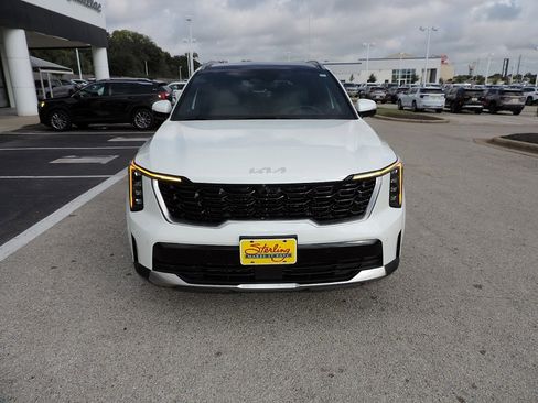 Used 2025 Kia Sorento SX Prestige AWD/4WD image 2