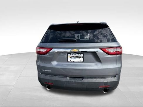 Used 2020 Chevrolet Traverse LS image 13