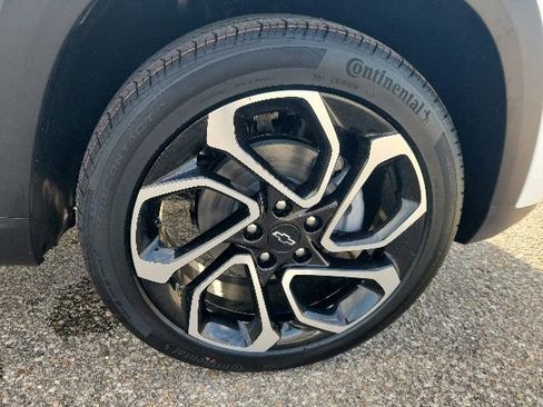 New 2026 Chevrolet Trax RS FWD image 28