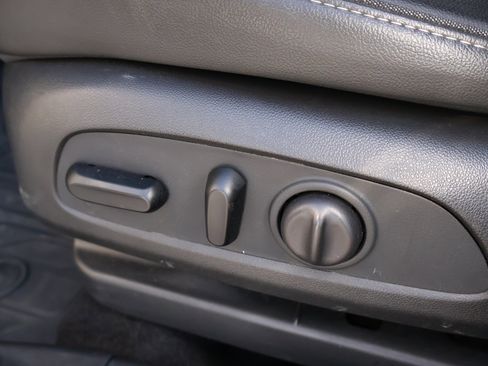 Certified 2023 Chevrolet TrailBlazer ACTIV w/ Convenience Package image 9