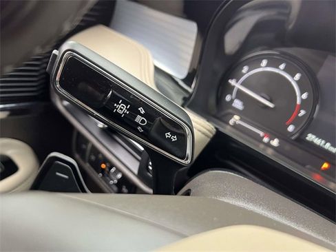 Certified 2022 Lincoln Corsair AWD w/ Premium Package image 25