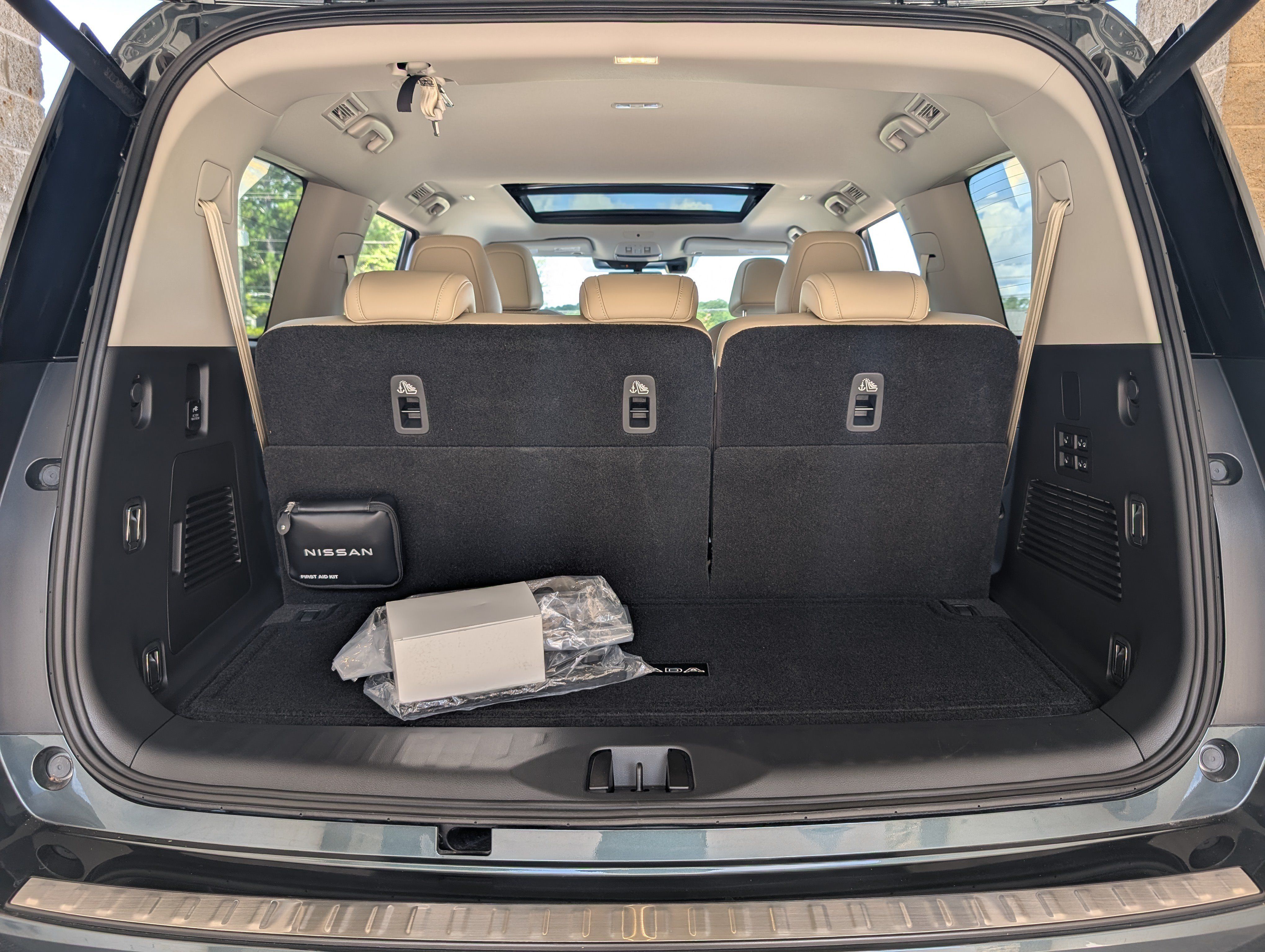 Used 2026 Nissan Armada Platinum RWD image 20