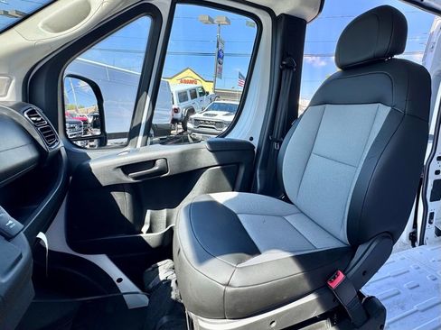 Used 2025 RAM ProMaster 3500 w/ Safety Group image 18
