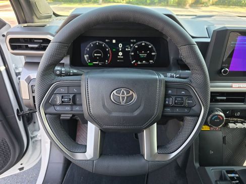 New 2026 Toyota Tacoma TRD Off-Road AWD/4WD image 28