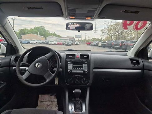 Used 2009 Volkswagen Jetta S FWD image 8