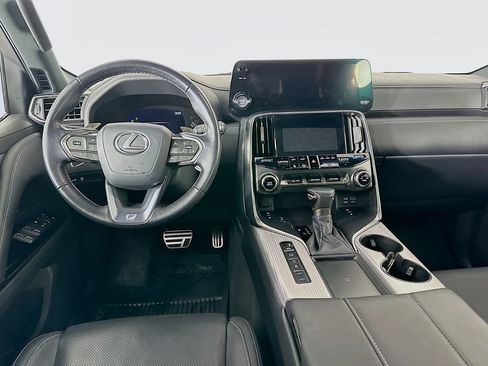 Used 2024 Lexus LX 600 F Sport image 30