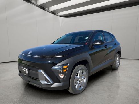 Used 2026 Hyundai Kona SE AWD/4WD image 1