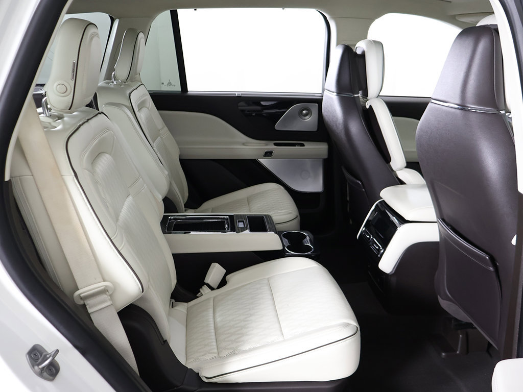 Used 2020 Lincoln Aviator Black Label w/ Dynamic Handling Package AWD/4WD image 40