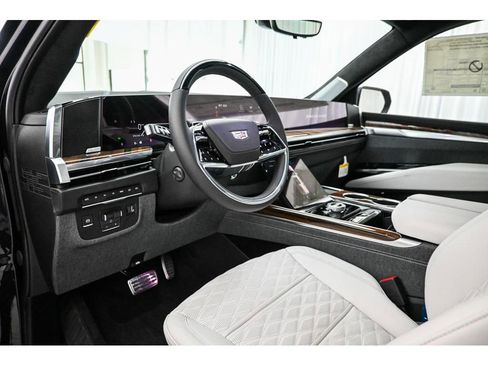 New 2026 Cadillac Escalade Platinum Sport w/ LPO, ONYX Package image 23