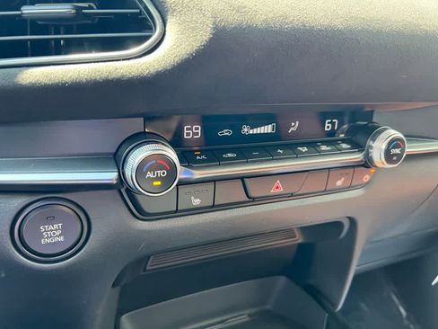 Certified 2025 MAZDA CX-30 Carbon image 26