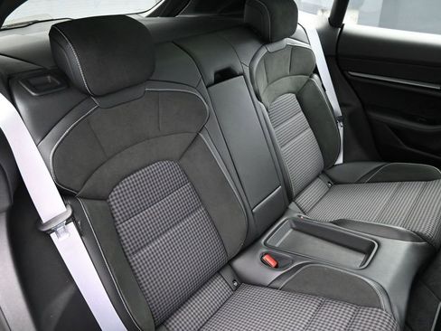 Certified 2025 Porsche Taycan 4S AWD/4WD image 27