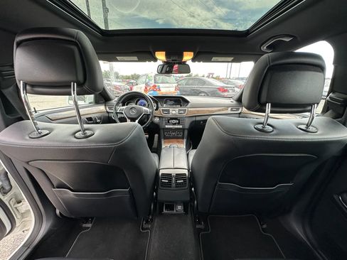 Used 2015 Mercedes-Benz E 350 Sedan image 15