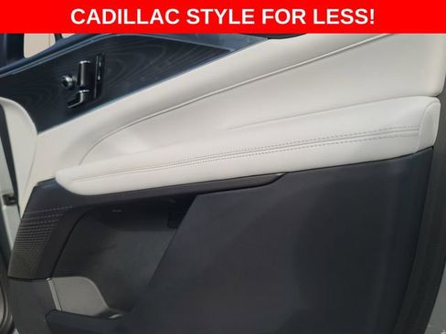 Used 2024 Cadillac Lyriq Sport image 38