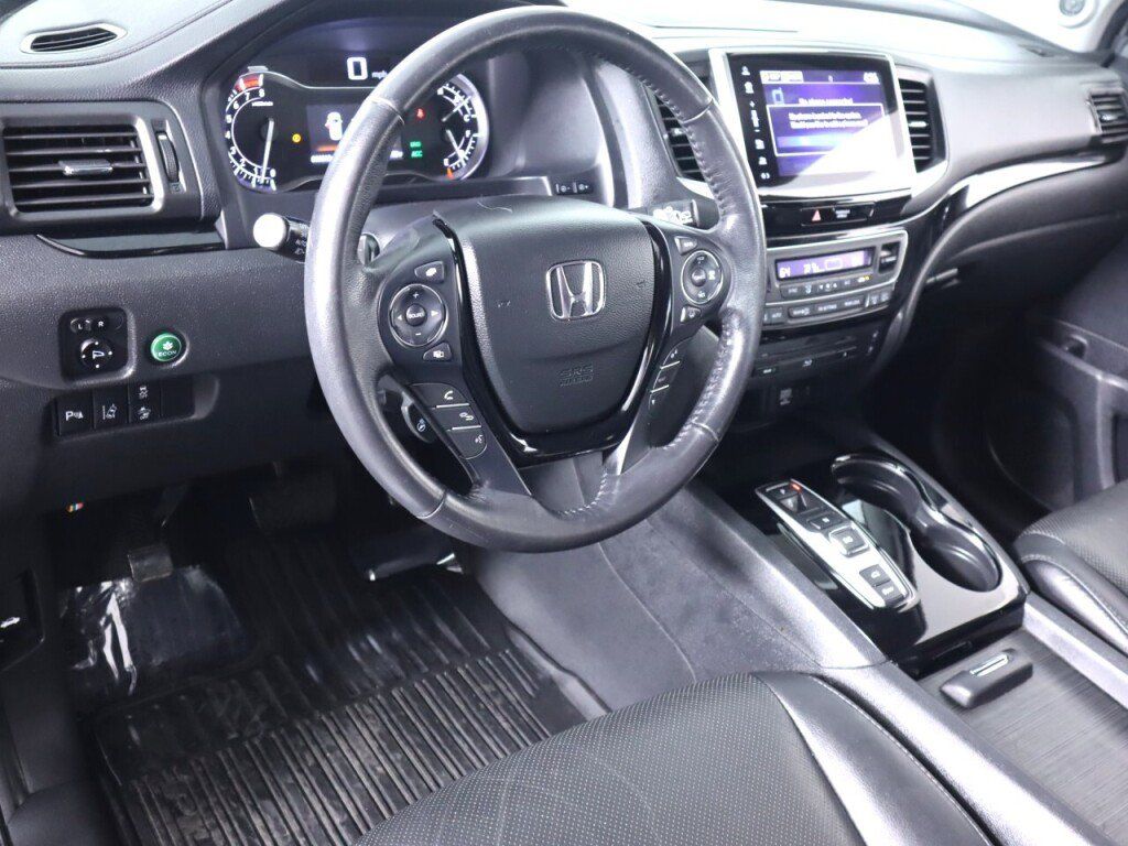 Used 2017 Honda Pilot Elite image 9