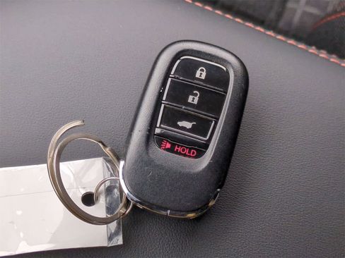 Used 2023 Honda HR-V LX image 33