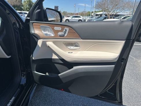 New 2026 Mercedes-Benz GLE 450 4MATIC image 35