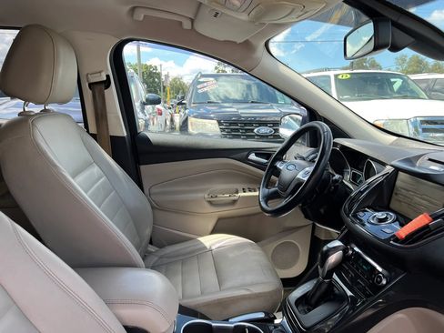 Used 2014 Ford Escape Titanium FWD image 16