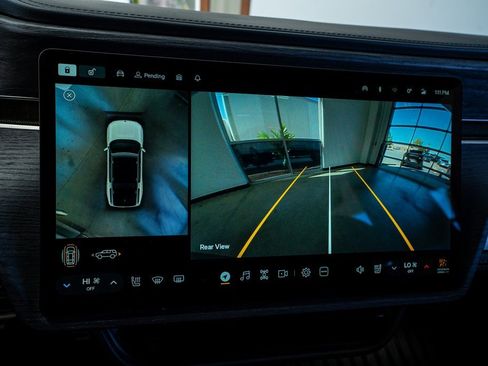 Used 2023 Rivian R1S Adventure image 43