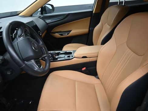 Used 2024 Lexus NX 250 FWD image 12