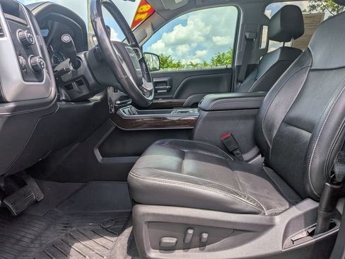 Used 2018 GMC Sierra 1500 SLT w/ SLT Premium Package AWD/4WD image 10