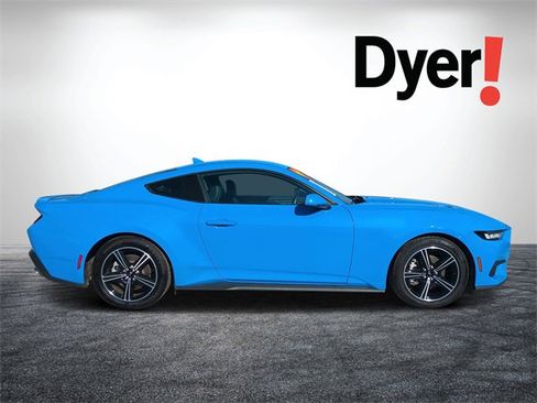 Used 2024 Ford Mustang Premium image 2