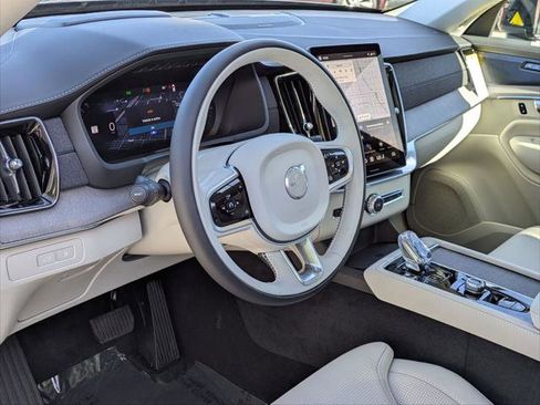 New 2026 Volvo XC90 T8 Ultra w/ Protection Package image 7
