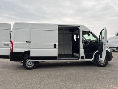 Used 2023 RAM ProMaster 2500 FWD image 20
