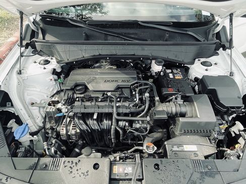 Used 2025 Hyundai Kona SEL image 26