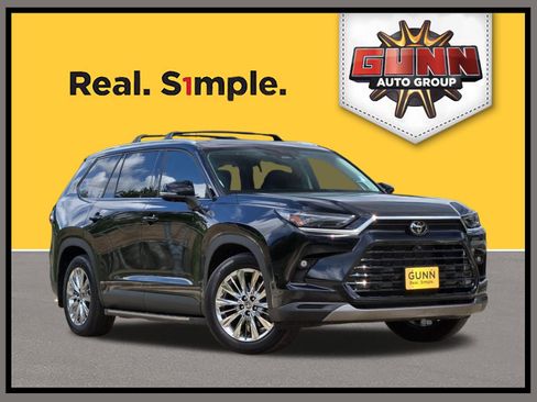 Used 2025 Toyota Grand Highlander AWD image 1