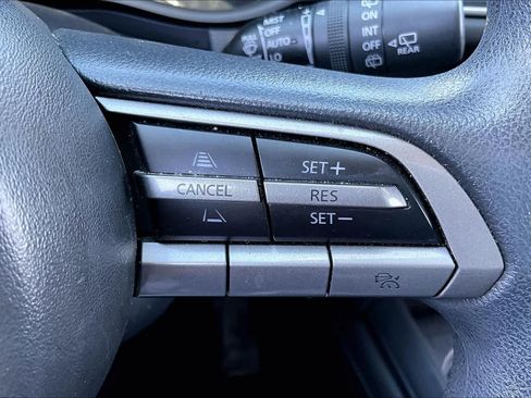 Used 2021 MAZDA CX-30 FWD 2.5 S image 21