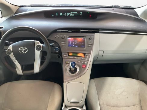 Used 2015 Toyota Prius Two FWD image 10