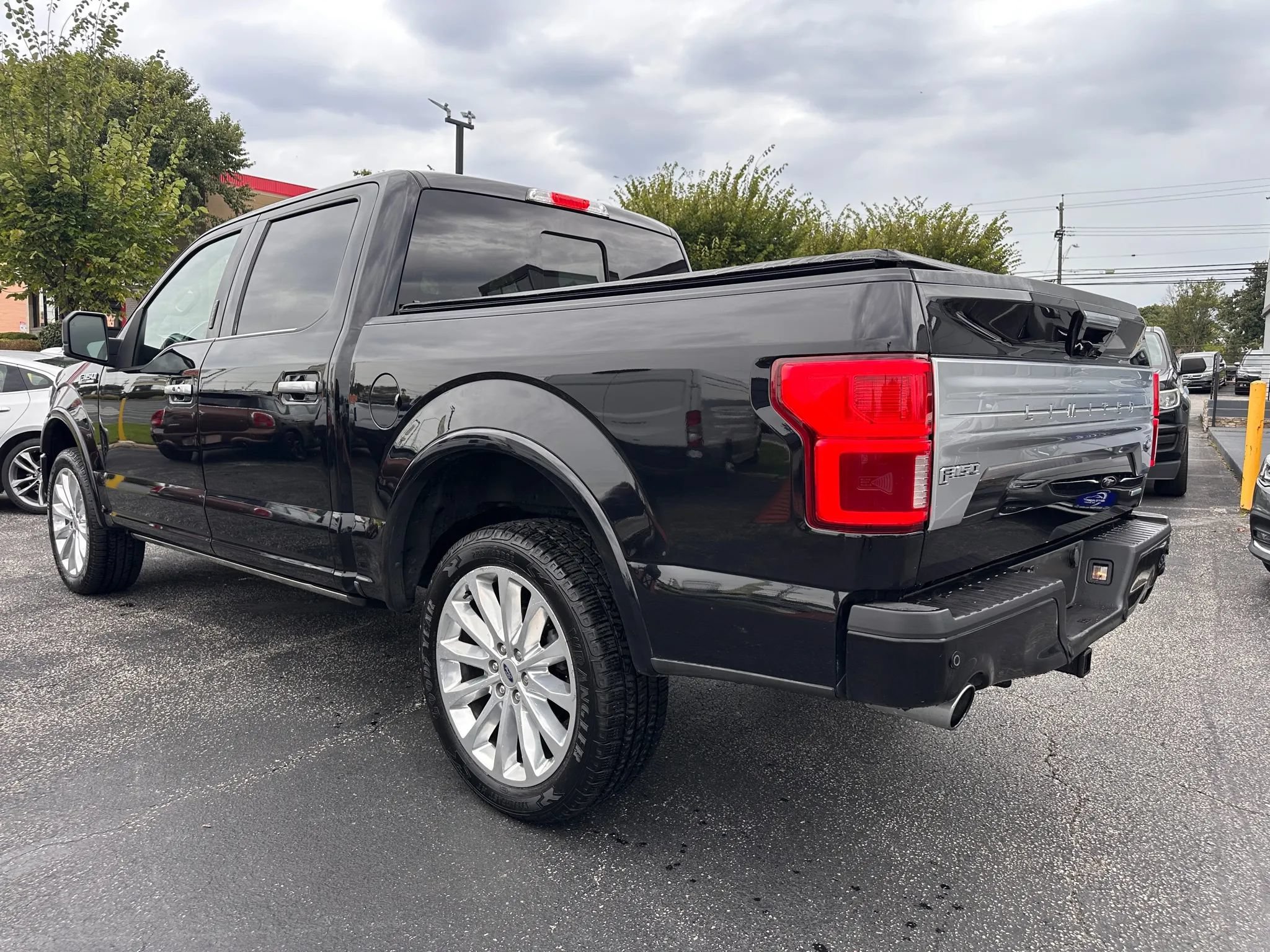 Used 2019 Ford F150 Limited w/ Trailer Tow Package AWD/4WD image 8