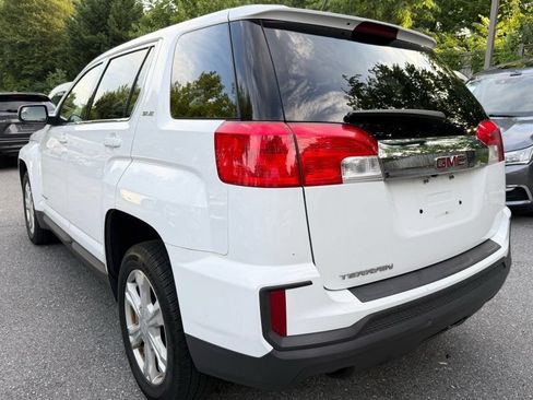 Used 2017 GMC Terrain SLE FWD image 5