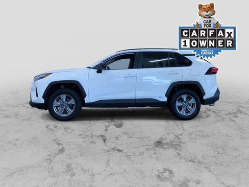 Certified 2025 Toyota RAV4 LE AWD/4WD image 6